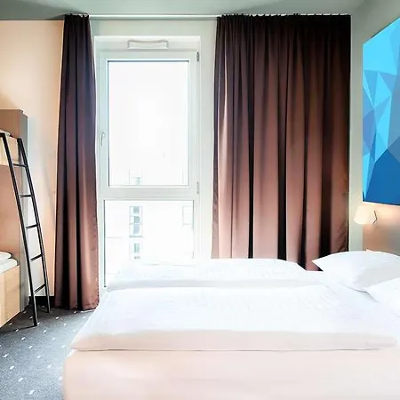 فندق B&B Hotel Dessau *