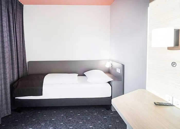 B&B Hotel Dessau Hotell *