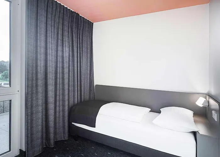 Hotell B&B Hotel Dessau *